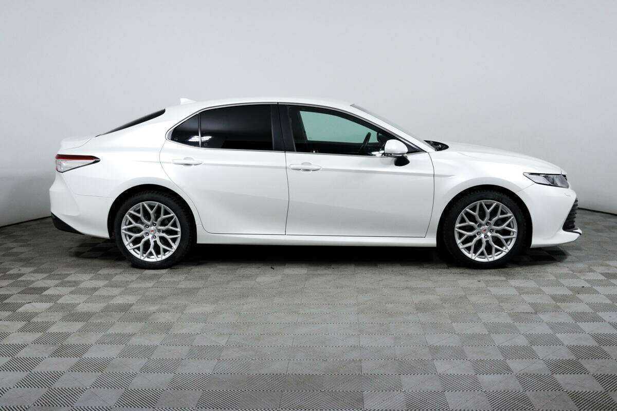 Продажа Б/У Тойота Камри. Фото: #3