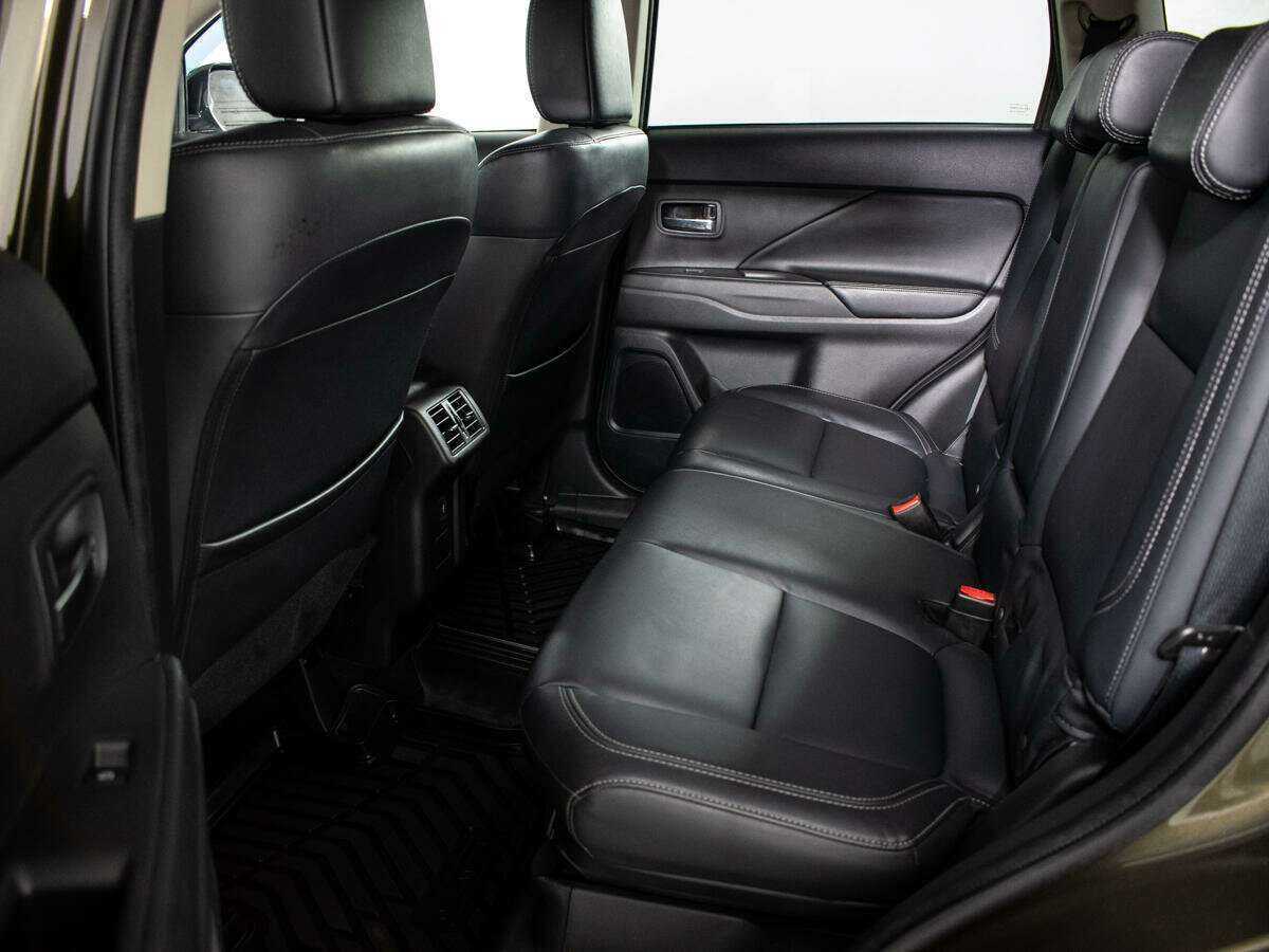 Продажа Б/У Митсубиши Оутлэндер. Фото: #6