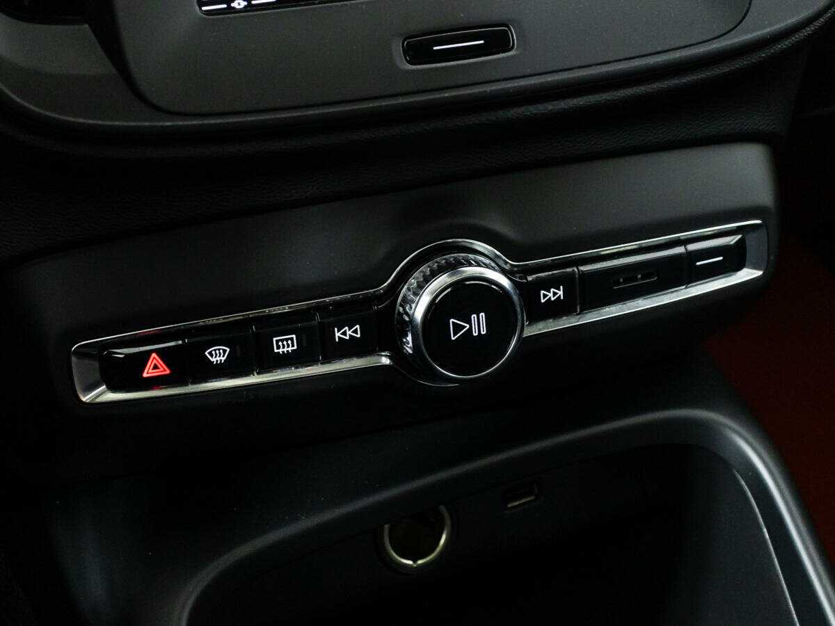 Продажа Б/У Вольво ИксЦ40. Фото: #17