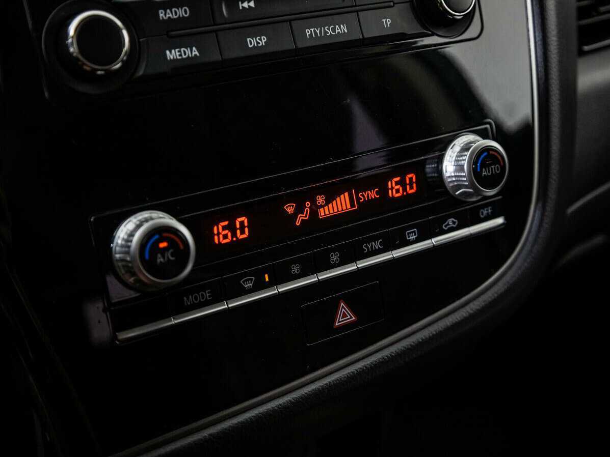 Продажа Б/У Митсубиши Оутлэндер. Фото: #12