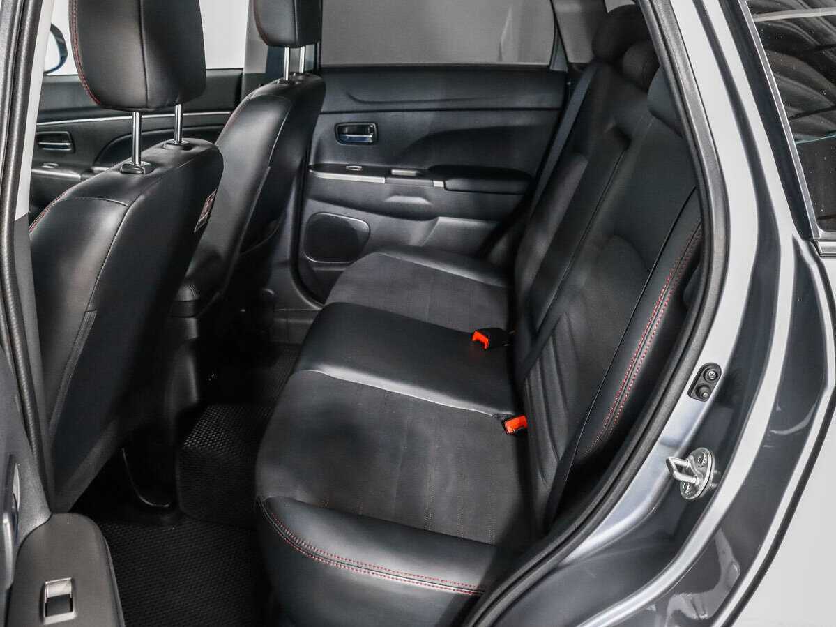 Продажа Б/У Митсубиши АС-Икс. Фото: #10