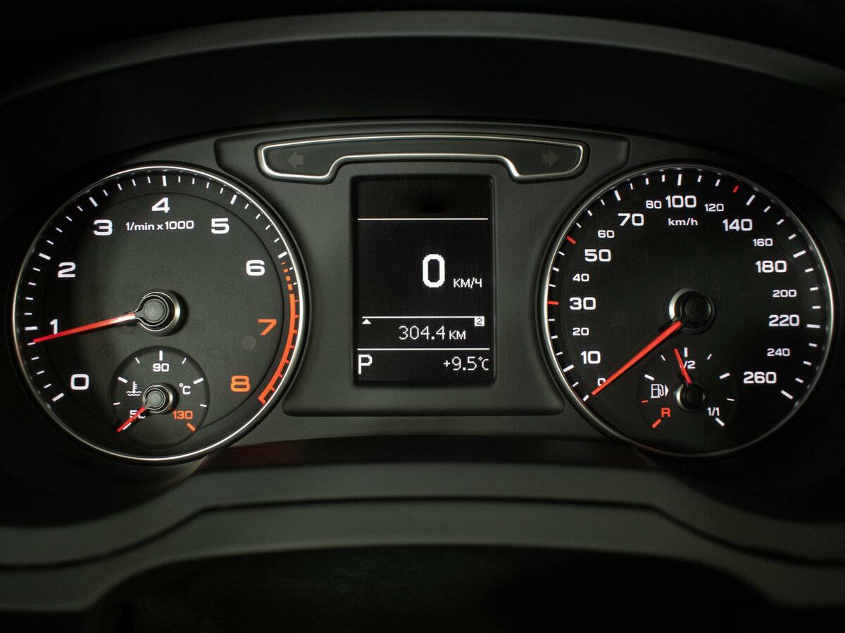 Продажа Б/У Ауди К3. Фото: #11