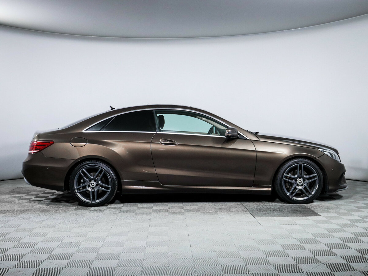 Продажа Б/У Мерседес-Бенц Е-Класс. Фото: #3