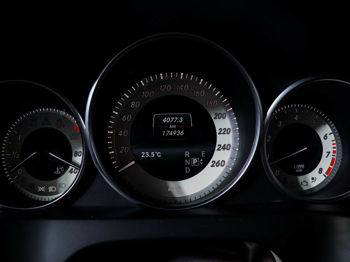 Продажа Б/У Мерседес-Бенц Е-Класс. Фото: #10