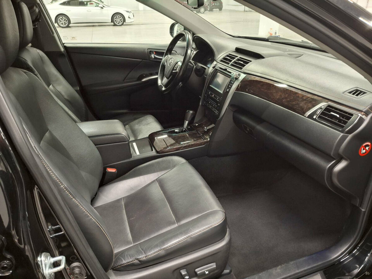 Продажа Б/У Тойота Камри. Фото: #14