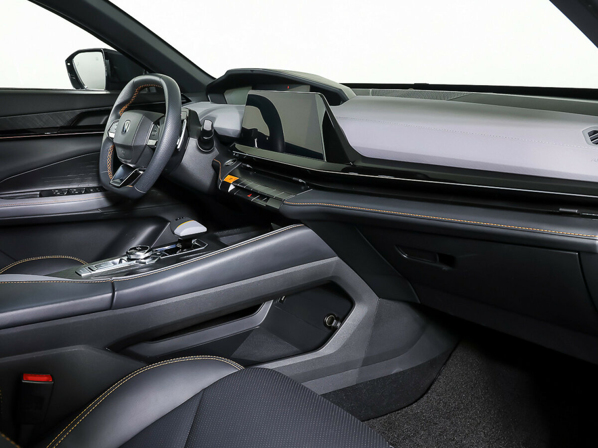 Продажа Б/У Чанган УНИ-В. Фото: #10