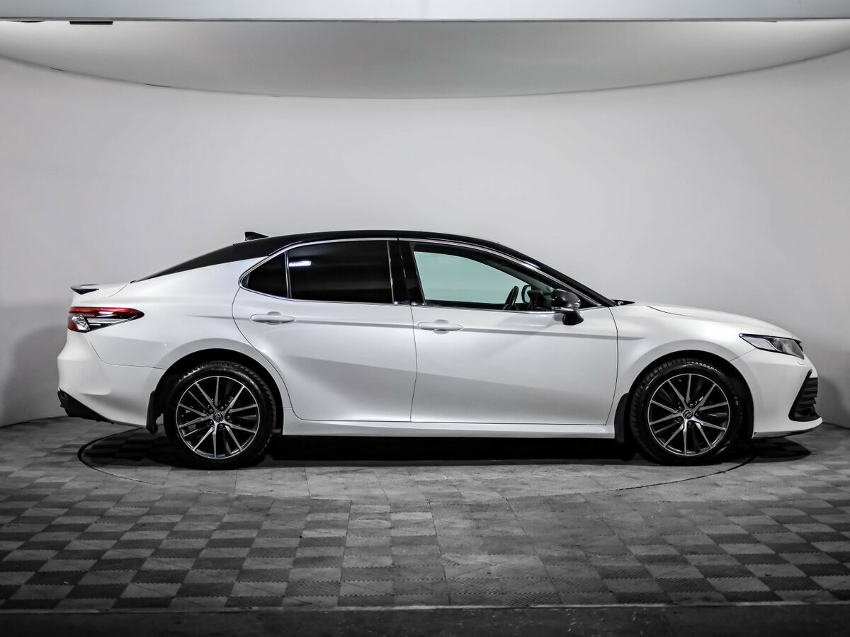 Продажа Б/У Тойота Камри. Фото: #3