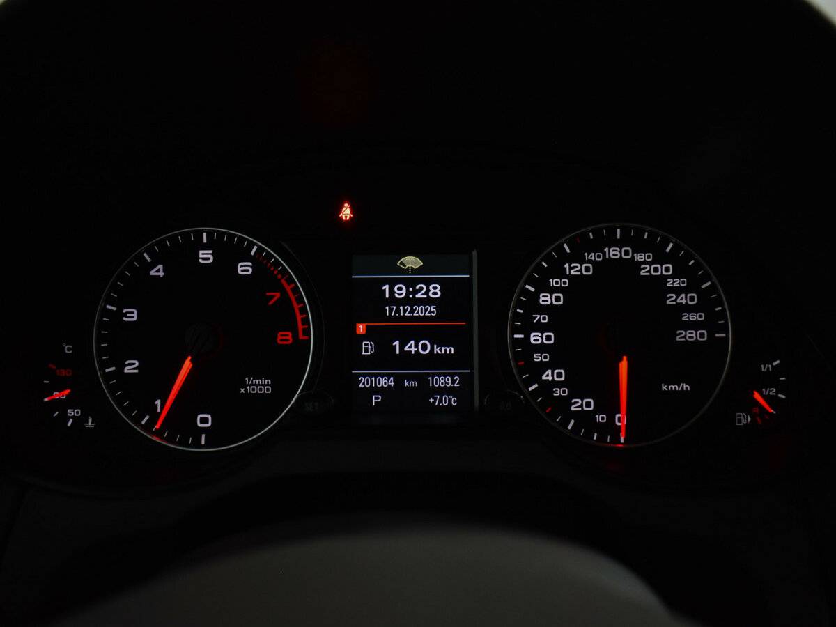 Продажа Б/У Ауди К5. Фото: #19