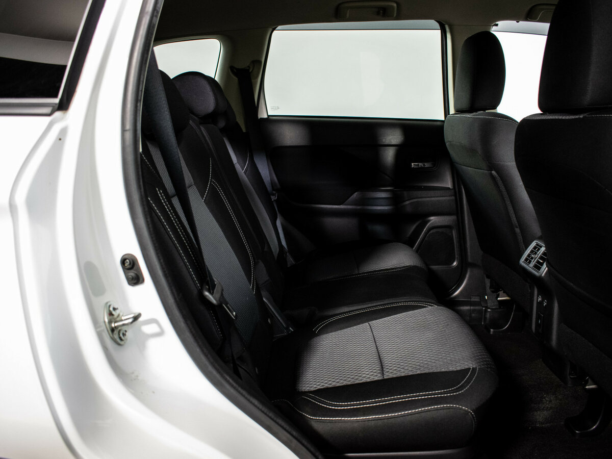 Продажа Б/У Митсубиши Оутлэндер. Фото: #8