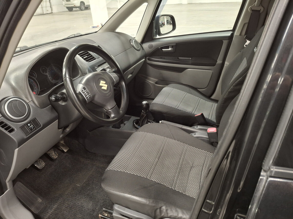 Продажа Б/У Сузуки С-Икс4. Фото: #15