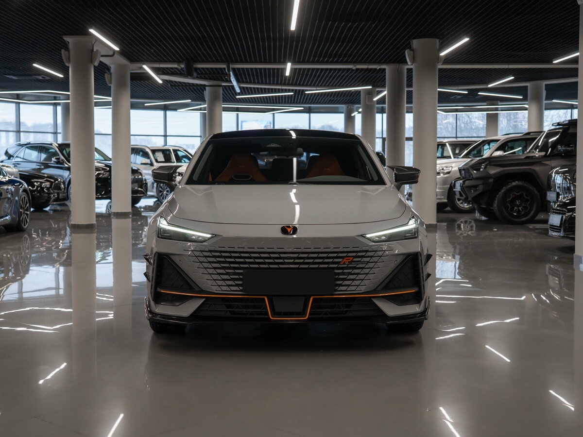 Продажа Б/У Чанган УНИ-В. Фото: #2