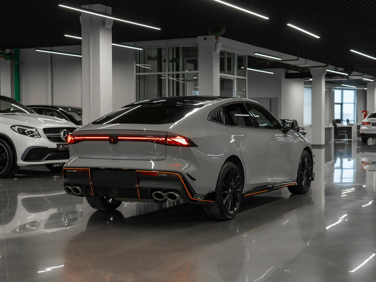 Продажа Б/У Чанган УНИ-В. Фото: #4