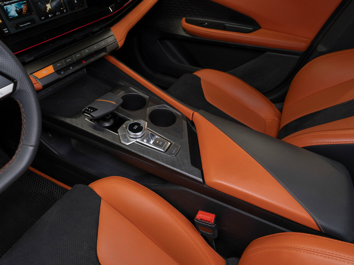 Продажа Б/У Чанган УНИ-В. Фото: #16