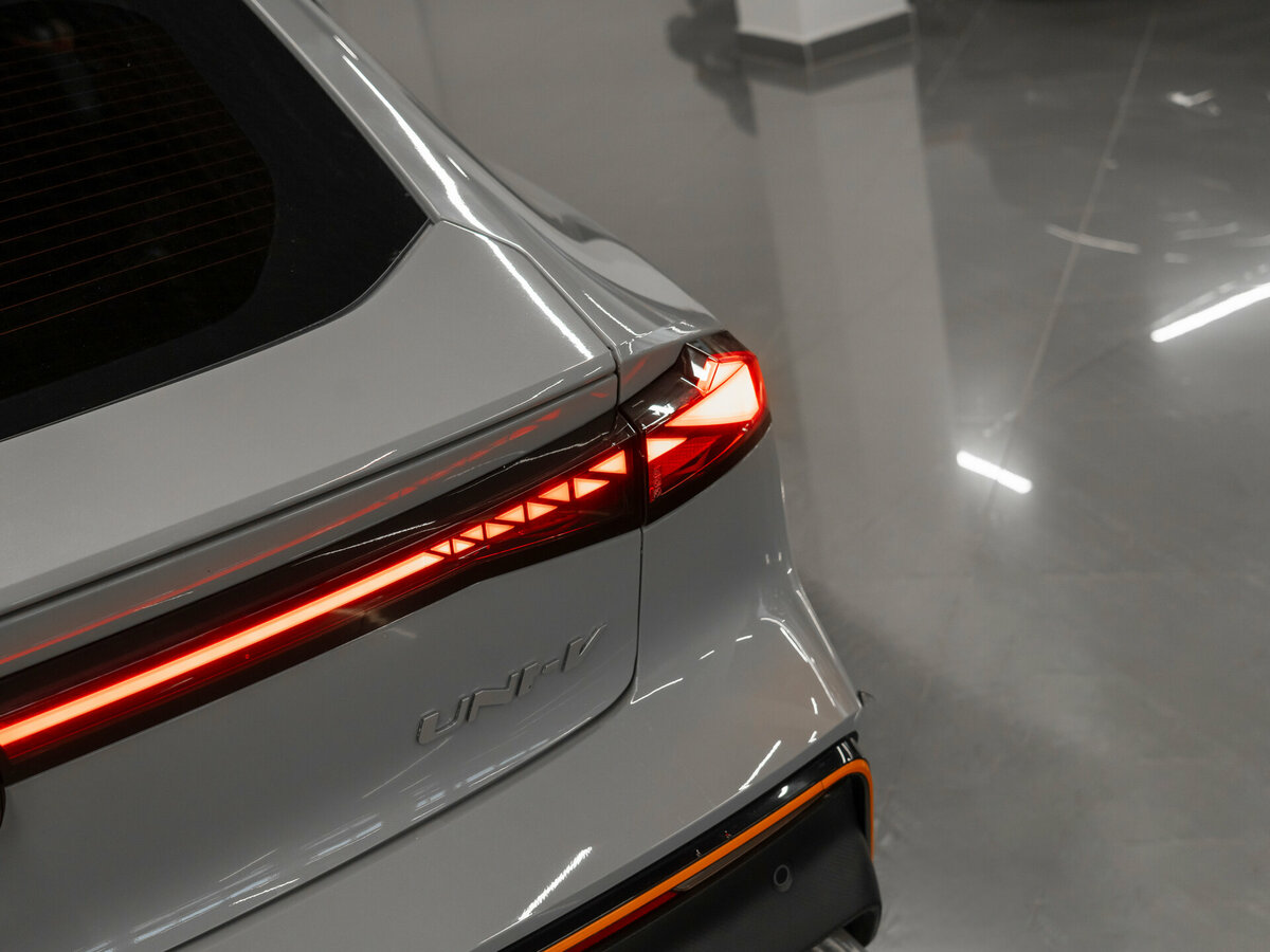 Продажа Б/У Чанган УНИ-В. Фото: #22