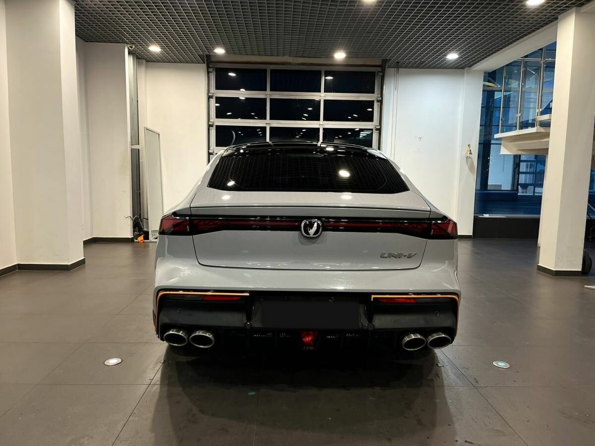 Продажа Б/У Чанган УНИ-В. Фото: #2