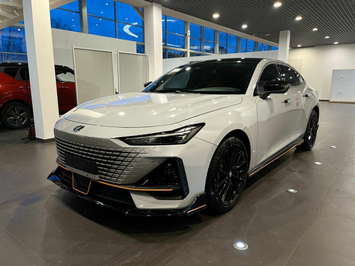 Продажа Б/У Чанган УНИ-В. Фото: #5