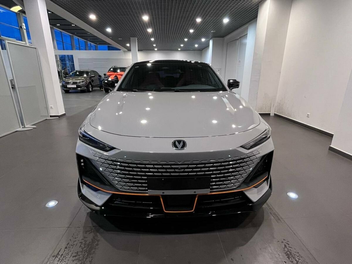 Продажа Б/У Чанган УНИ-В. Фото: #6