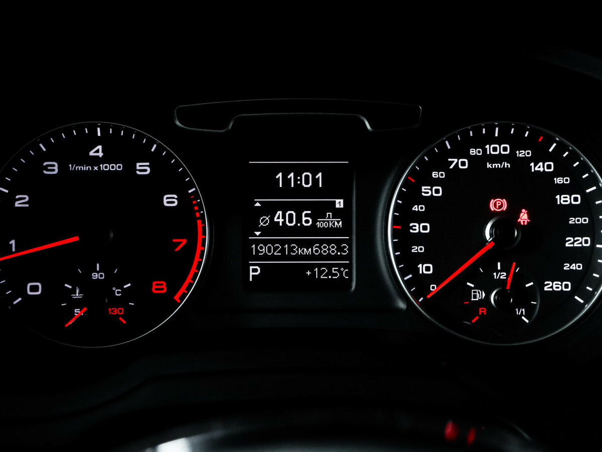 Продажа Б/У Ауди К3. Фото: #8